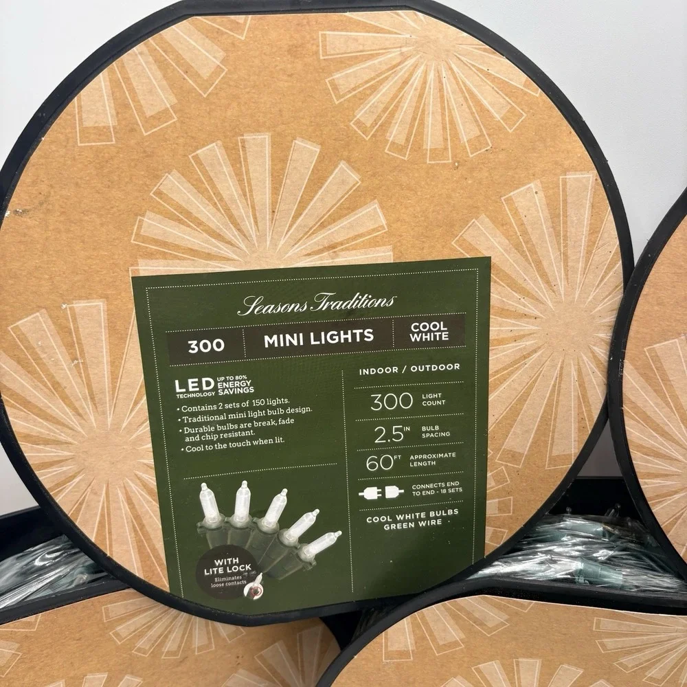 5-Seasons Traditions LED Mini Lights Cool White 300 Ct 60' Green Wire Lock Lite